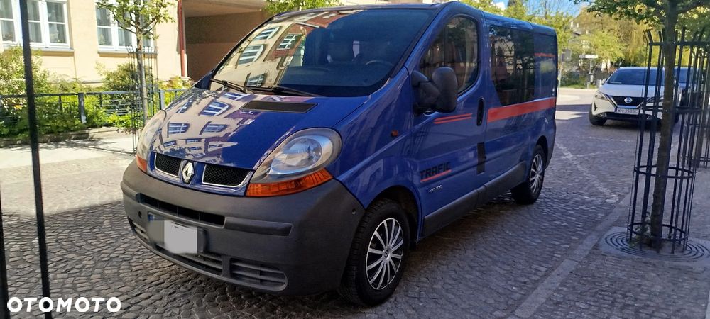 Renault Trafic - 1