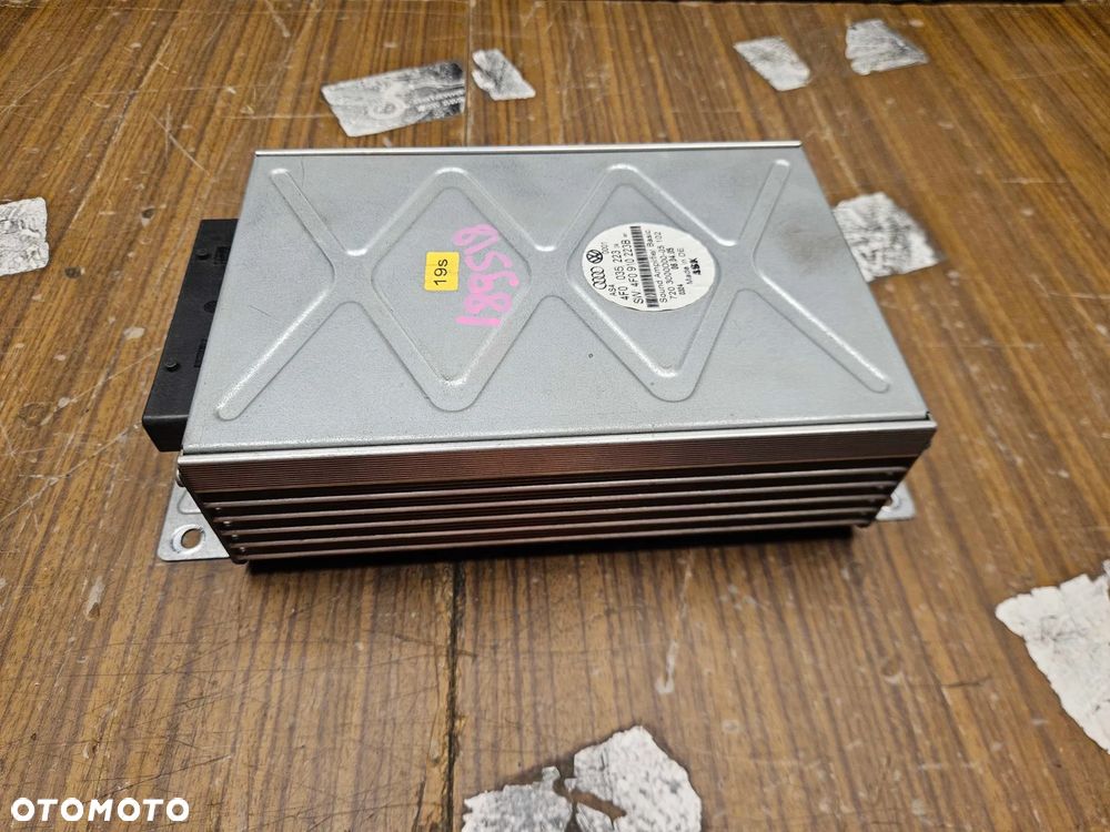Wzmacniacz 4F0035223 4F0910223B Moduł Audio Głośnikow Radia Tuner Radia Aplituner Audi A6 C6 - 4