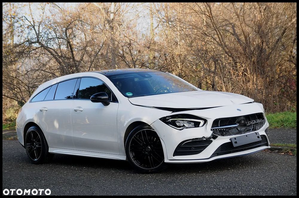 Mercedes-Benz CLA 180 AMG Line - 11