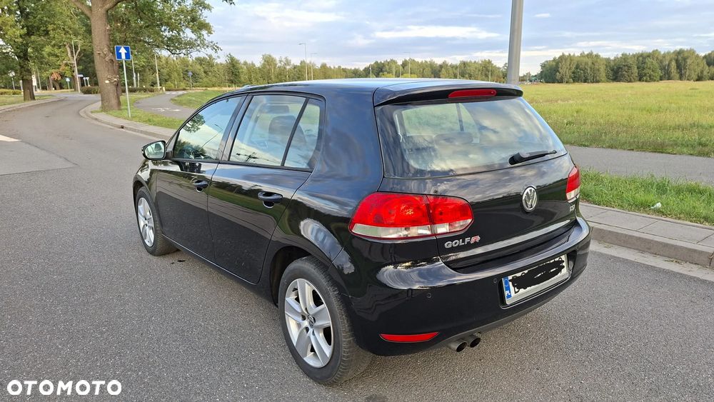 Volkswagen Golf - 8