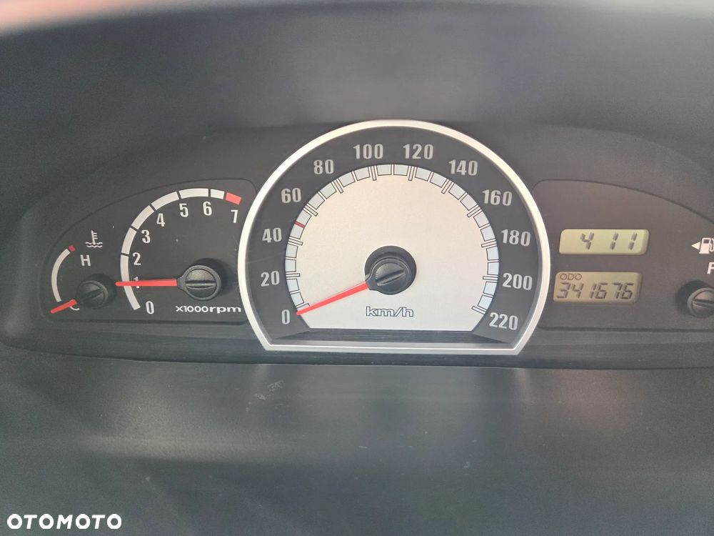 Hyundai Matrix 1.6 Comfort - 12