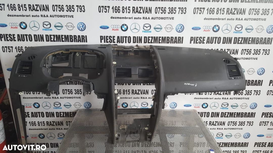 Plansa Bord Renault Megane 2 Volan Stanga Import Germania Livram Oriunde In Tara - 1