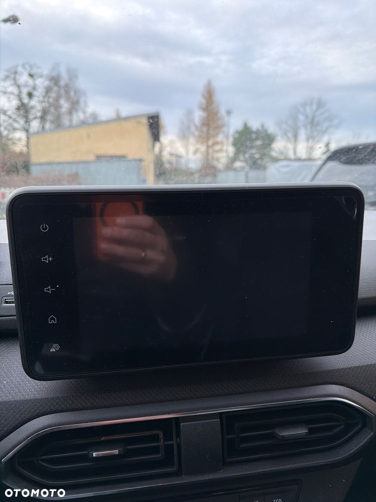 Dacia Sandero TCe 90 Essential - 15