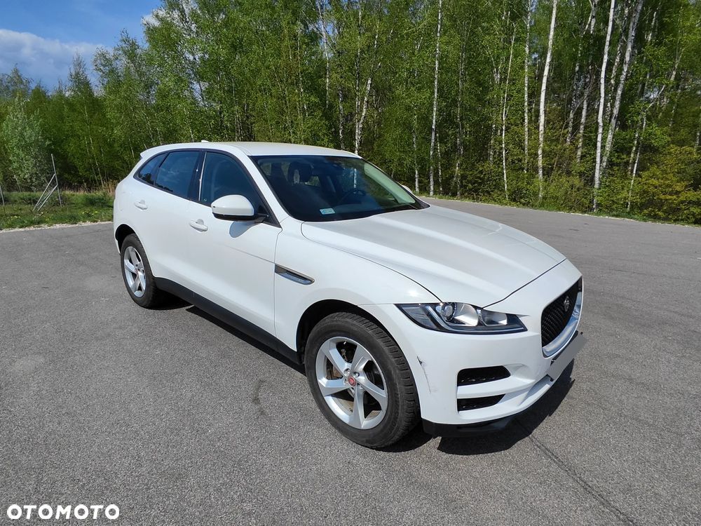 Jaguar F-Pace - 10