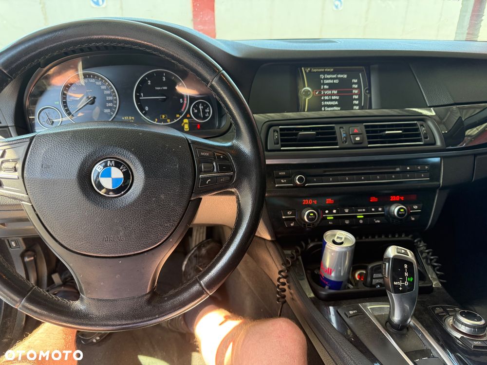 BMW Seria 5 520d - 12