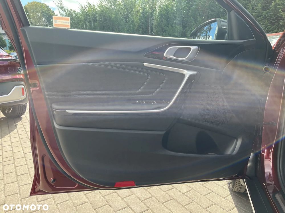Kia XCeed 1.6 T-GDI Tribute DCT - 10