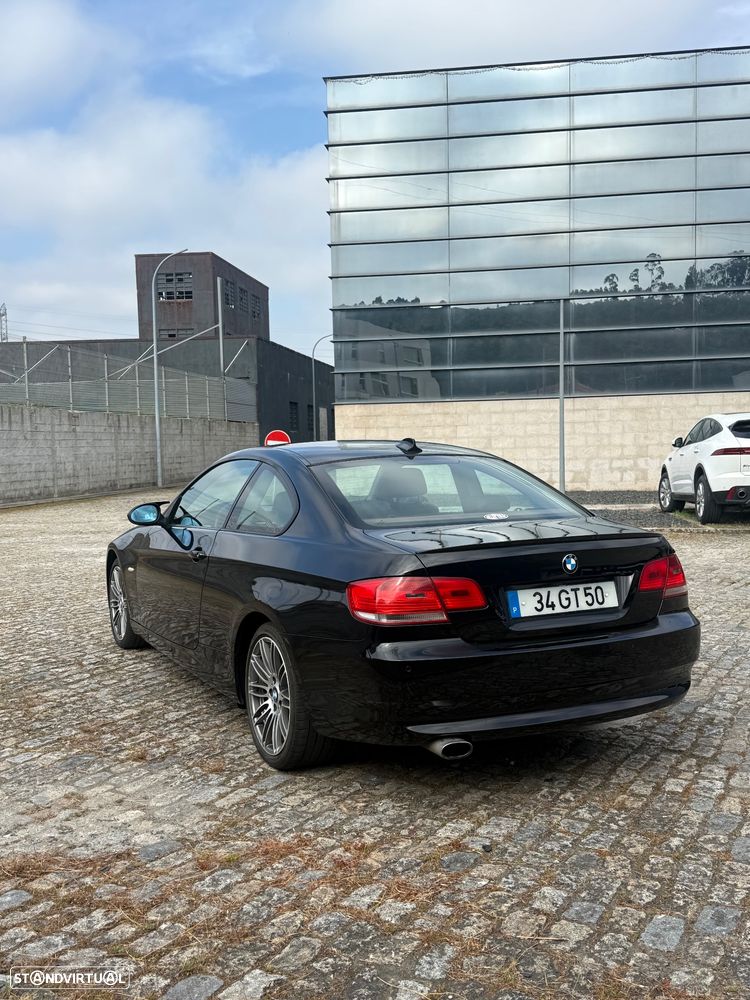 BMW 320 d Coupe Auto - 4
