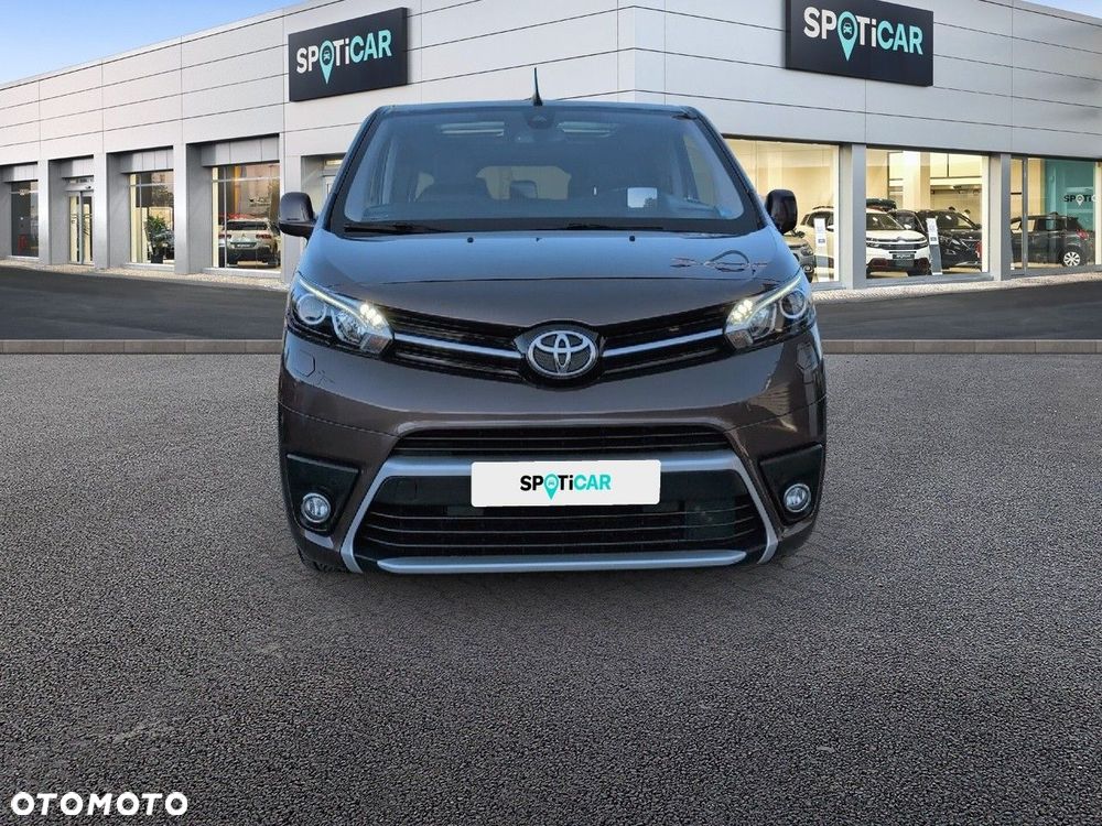 Toyota Proace Verso 2.0 D4-D Long VIP - 2