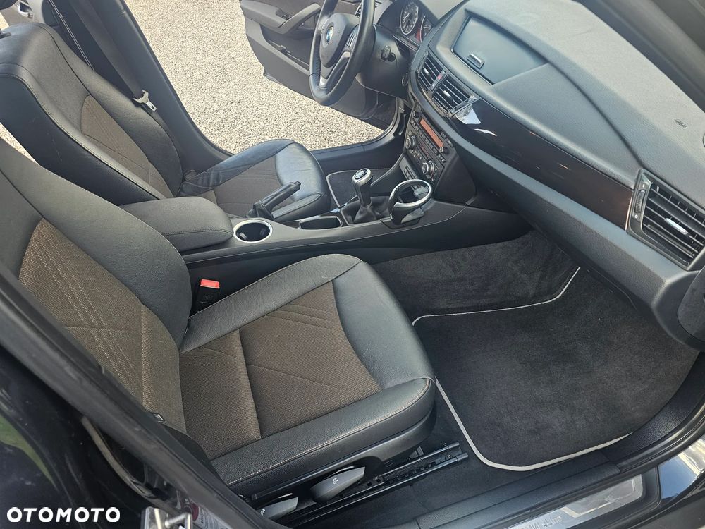 BMW X1 xDrive20i xLine - 13