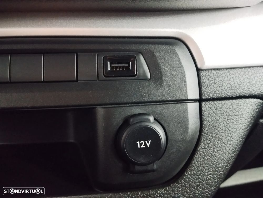 Toyota Proace Verso 1.5 D-4D L2 1.0T Exclusive 9L - 36