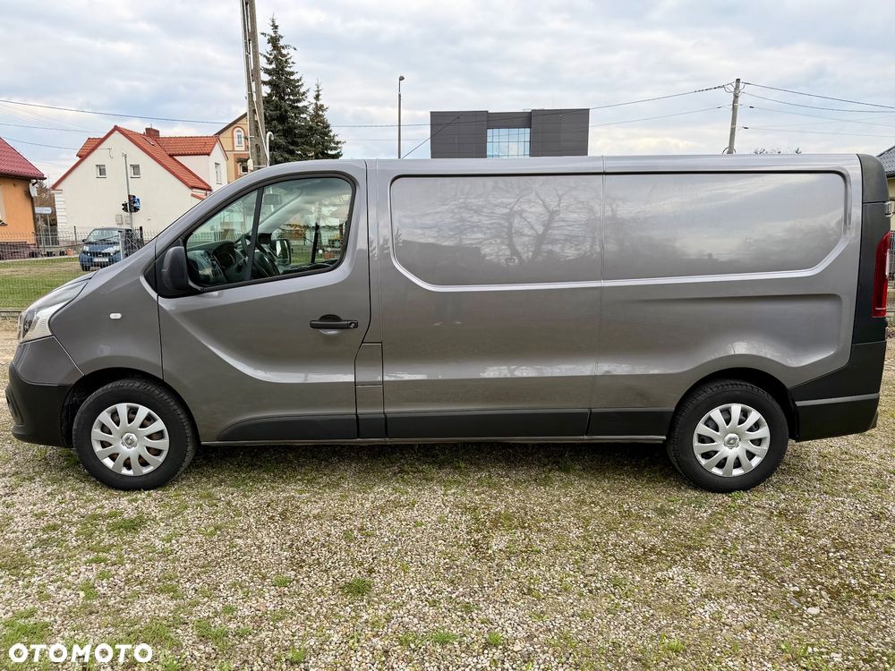 Renault Trafic Long - 1