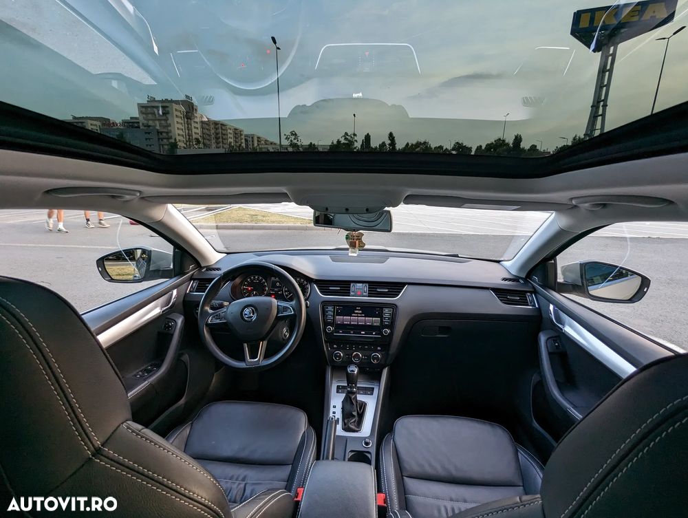 Skoda Octavia Combi 1.6 TDI Ambiente DSG - 10