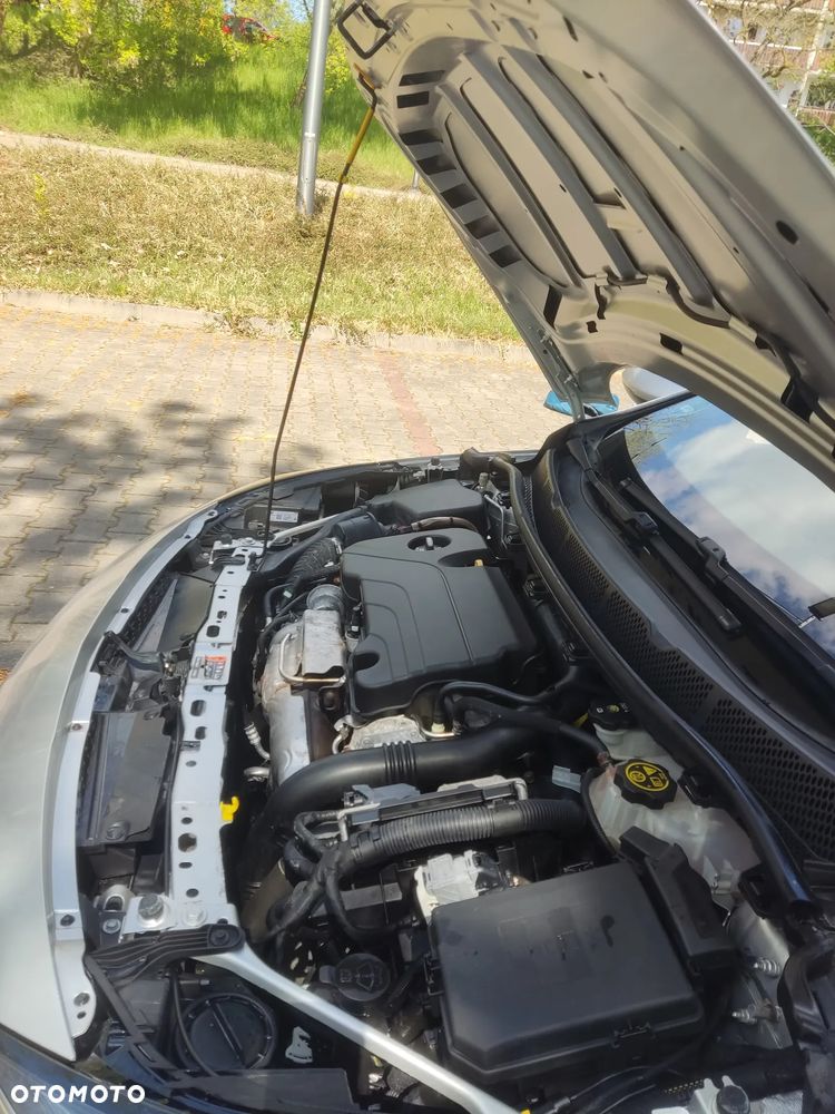 Opel Astra 1.4 Turbo Innovation - 11