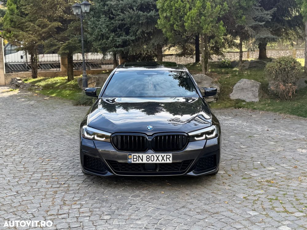 BMW Seria 5 2023 photo 2