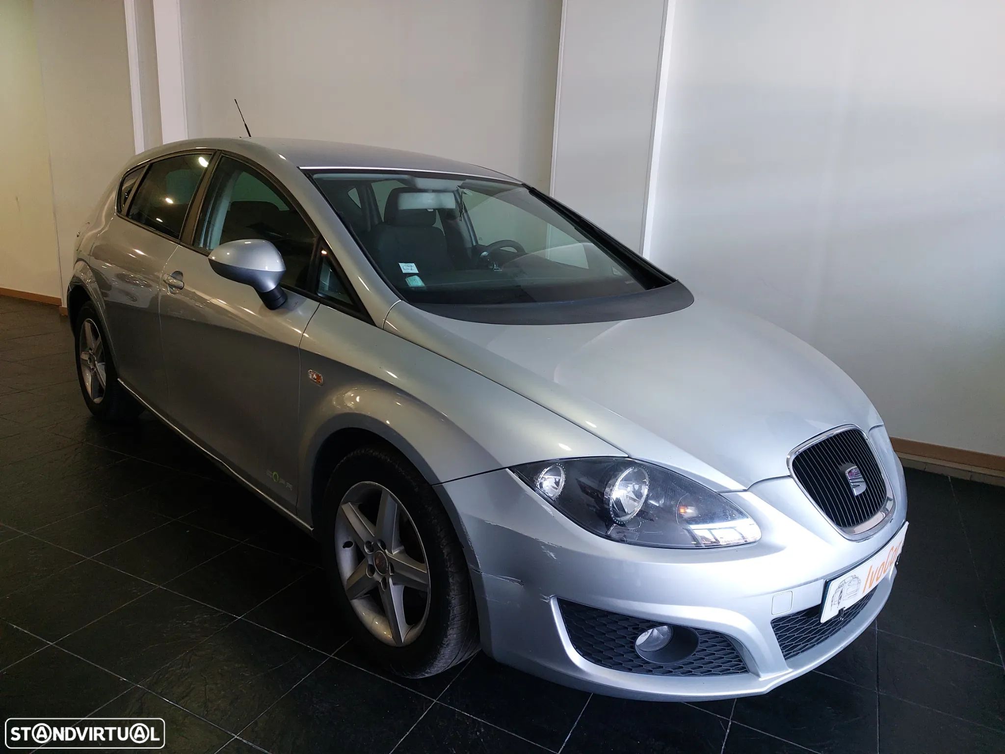 SEAT Leon 1.6 TDI Ecomotive Copa Plus - 1