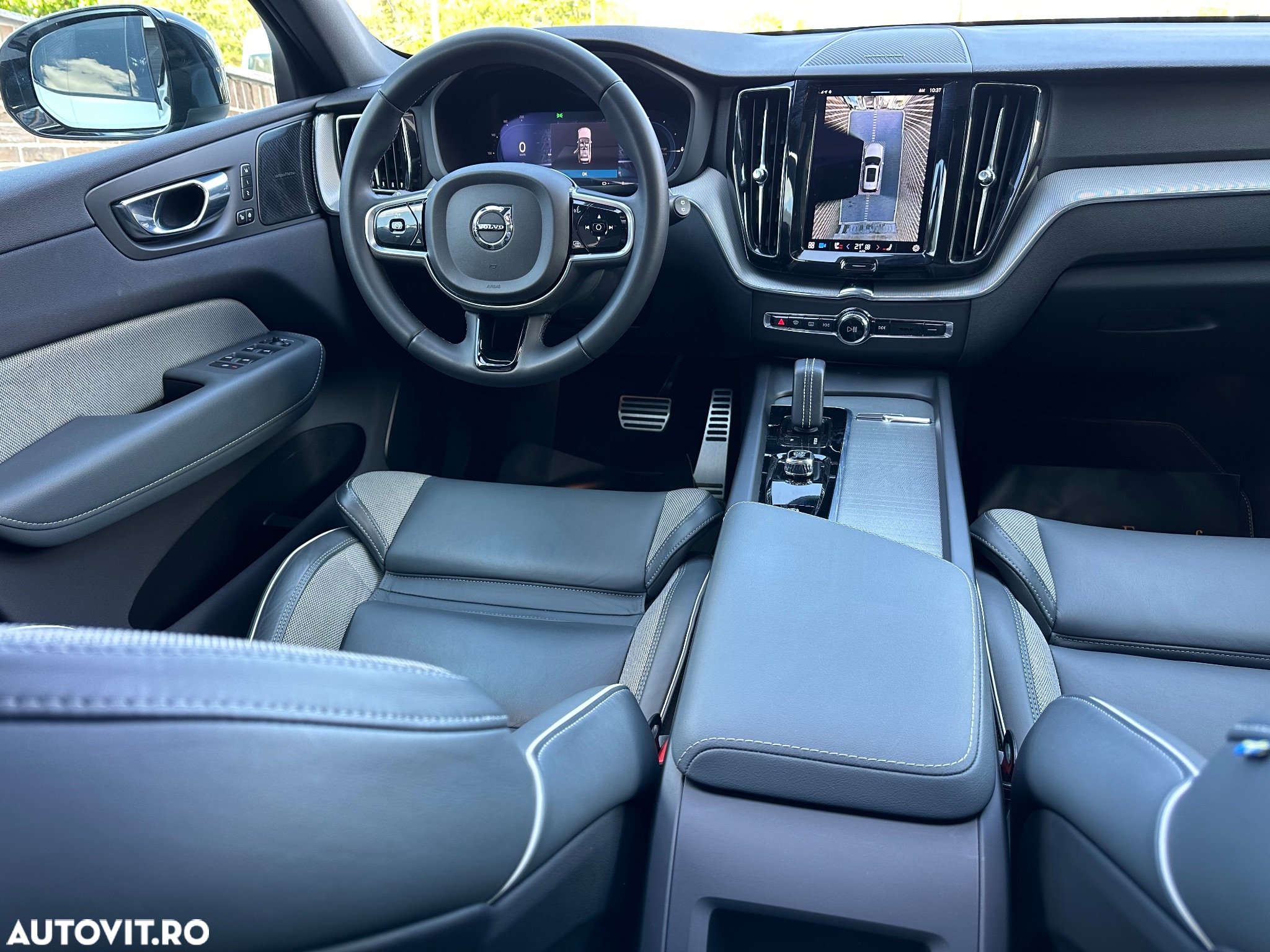 Volvo XC 60 T6 AWD Recharge Geartronic RDesign - 10