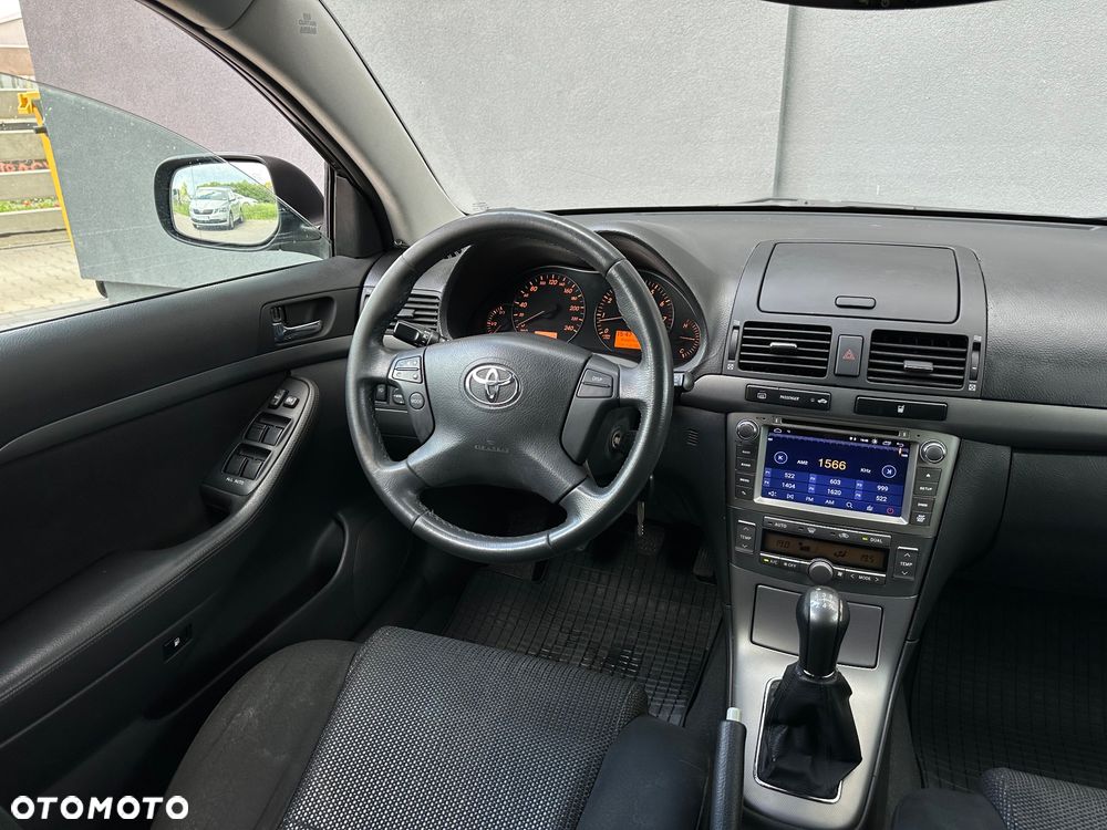 Toyota Avensis 2.0 VVT-i Prestige Premium - 7