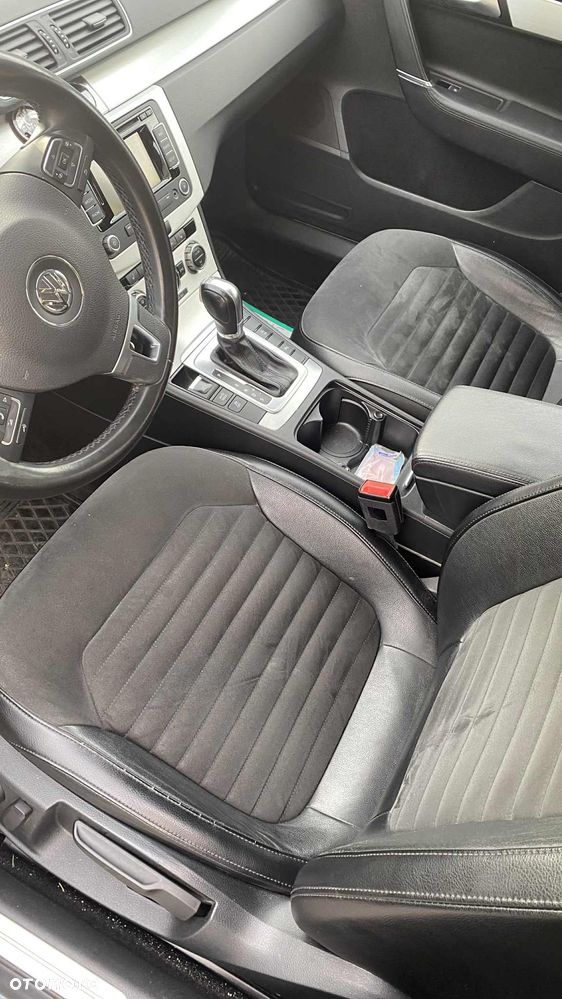 Volkswagen Passat - 9