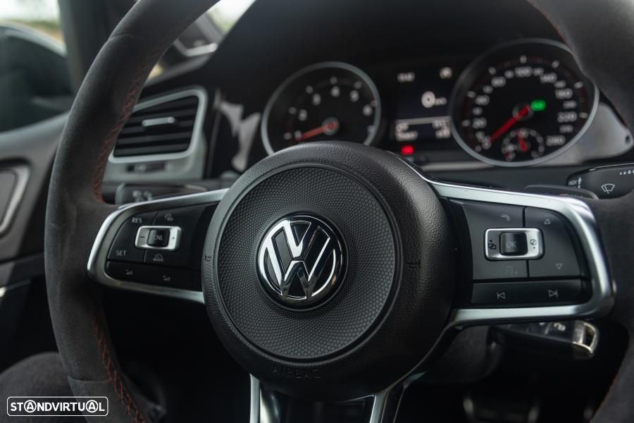 VW Golf GTI Clubsport DSG - 31