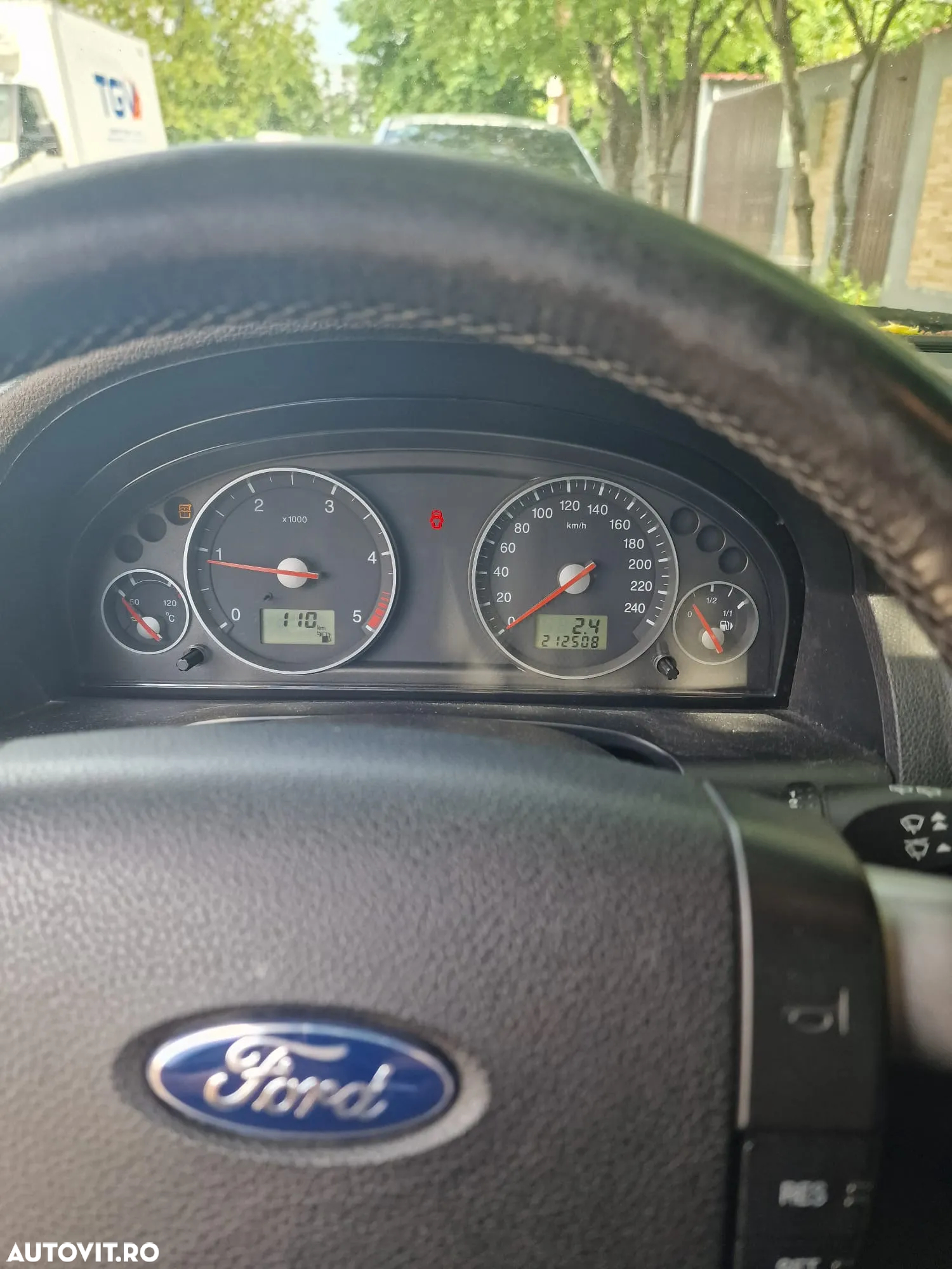 Ford Mondeo - 13
