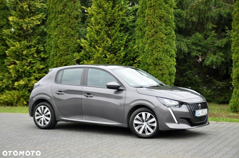 Peugeot 208 - 4