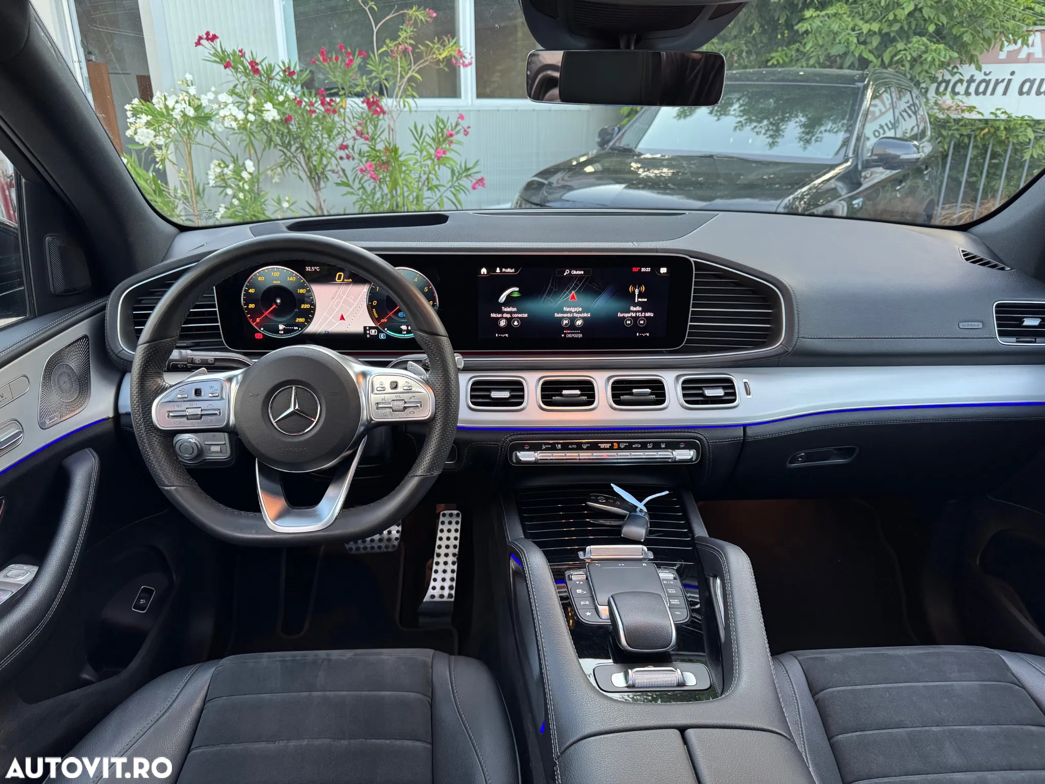 Mercedes-Benz GLE - 25