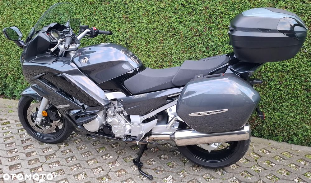 Yamaha FJR - 1