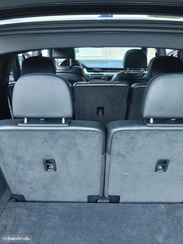 Audi Q7 50 TDI quattro Tiptronic 7L - 8
