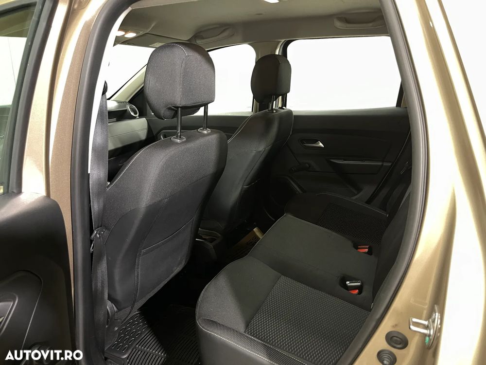 Dacia Duster 1.6 SCe Comfort - 12