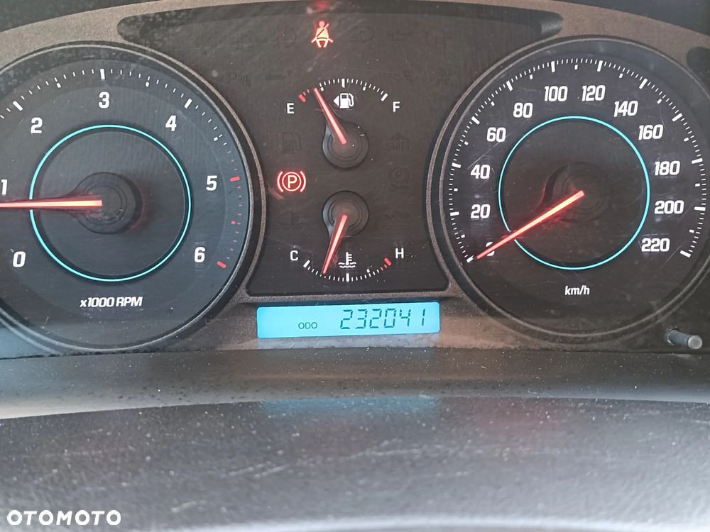 Chevrolet Captiva - 20