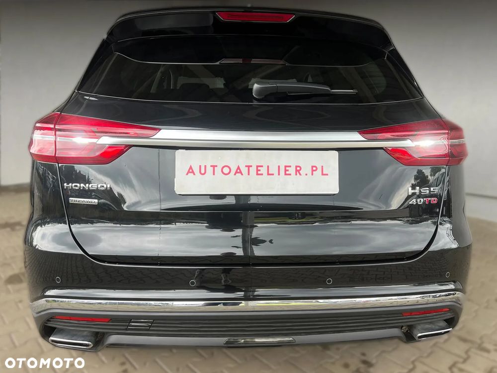 Hongqi HS5 - 12