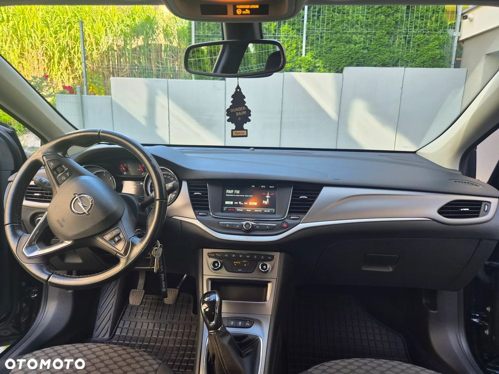 Opel Astra - 16