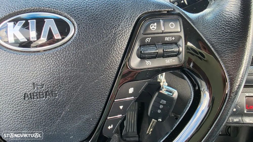Kia Ceed SW 1.6 CRDi Prime - 17