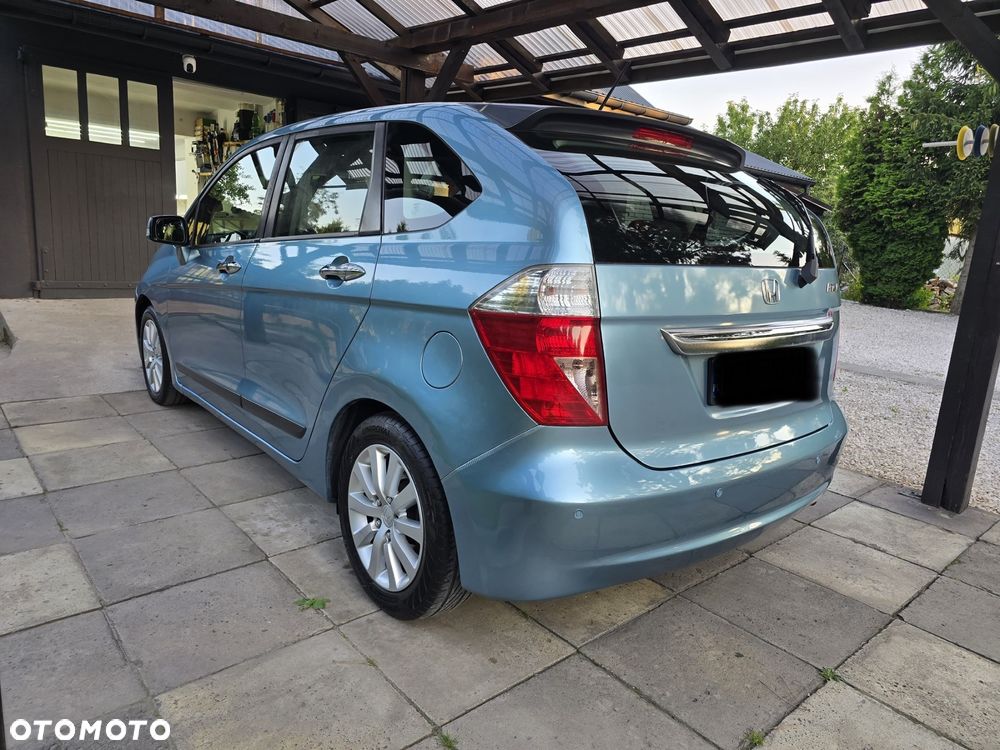 Honda FR-V - 12