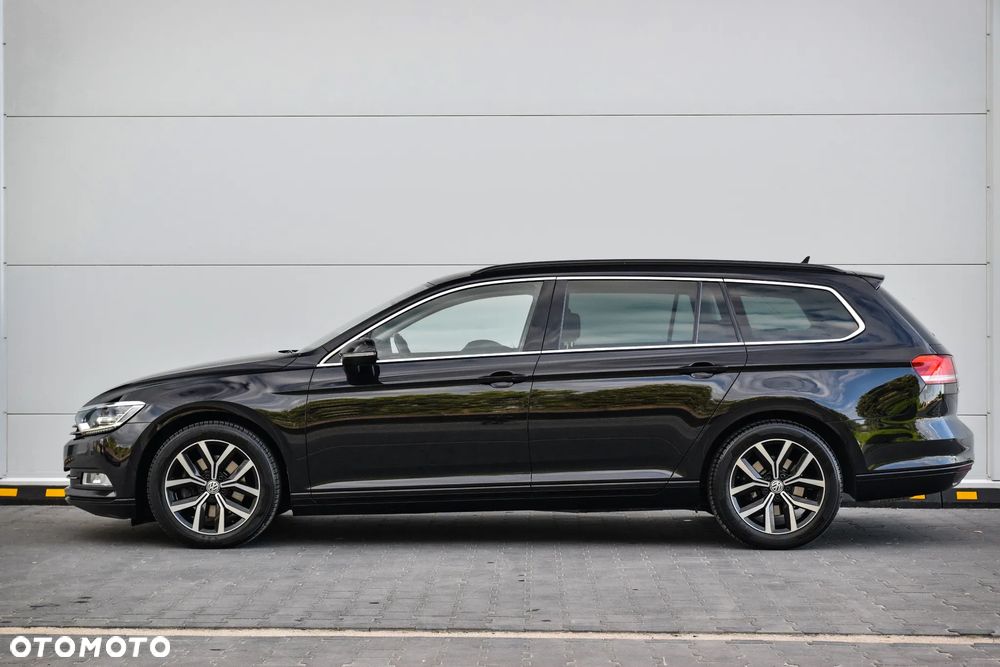 Volkswagen Passat 1.5 TSI EVO Elegance DSG - 9