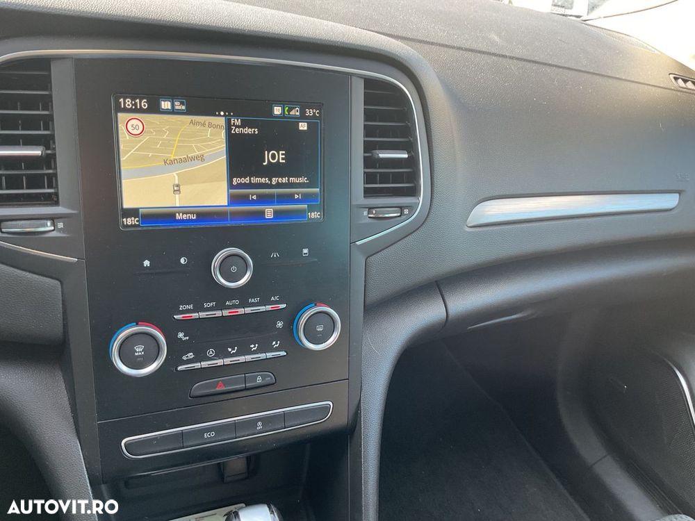 Renault Megane ENERGY TCe 140 EDC BOSE EDITION - 17