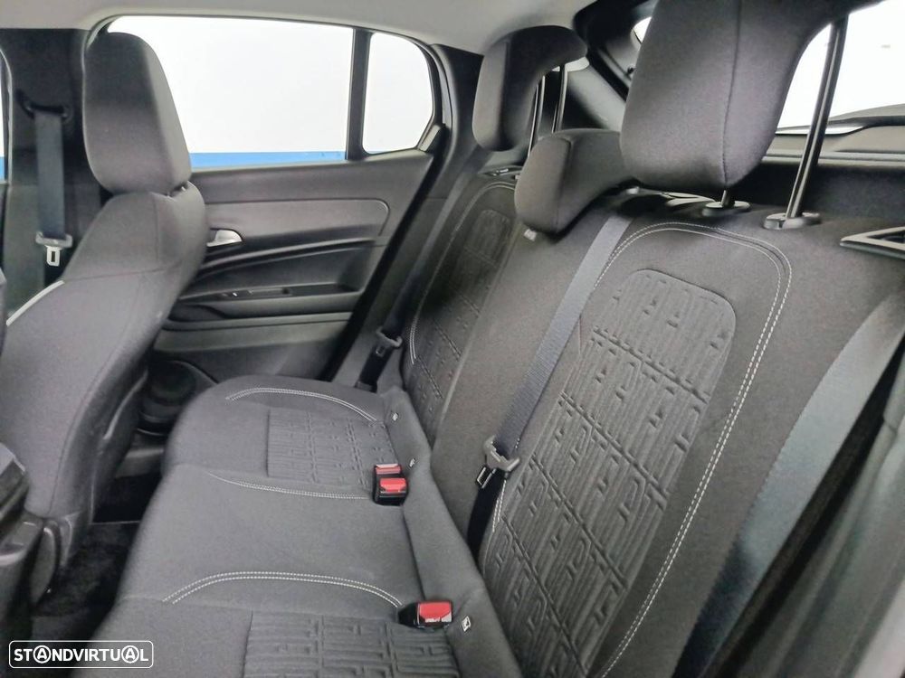 Fiat 600e 54 kWh (RED) - 10