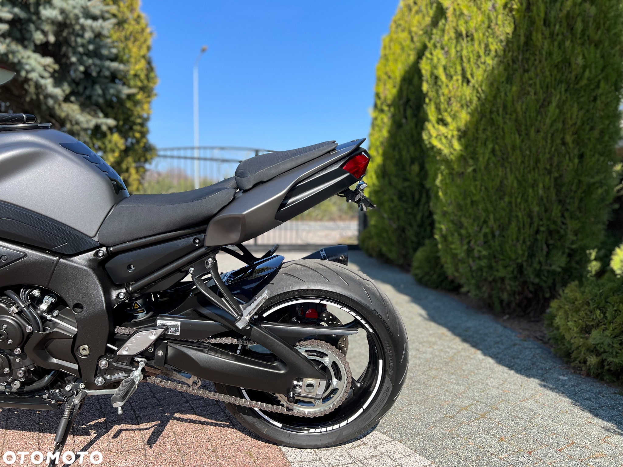 Yamaha FZ8 - 23