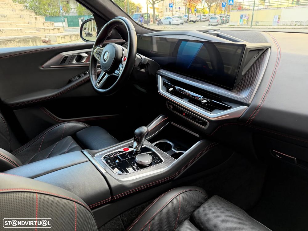 BMW XM Label Red - 6