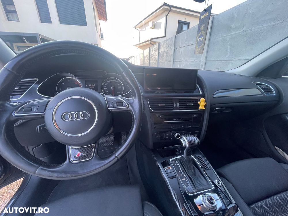 Audi A4 Avant 2.0 TDI Multitronic - 9