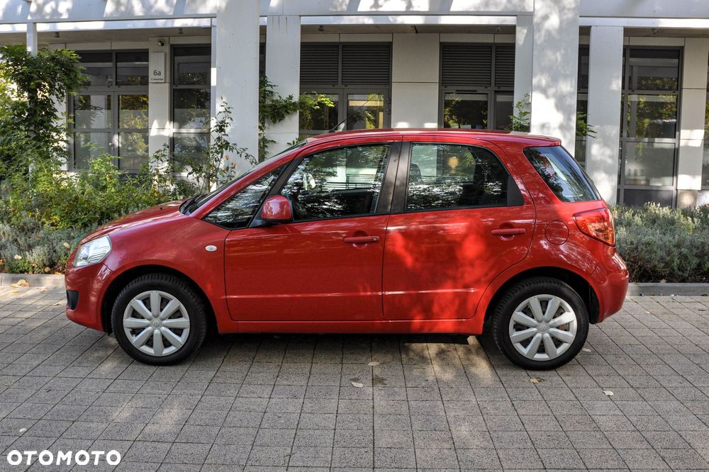 Suzuki SX4 1.5 Streetline 4x2 Classic - 2