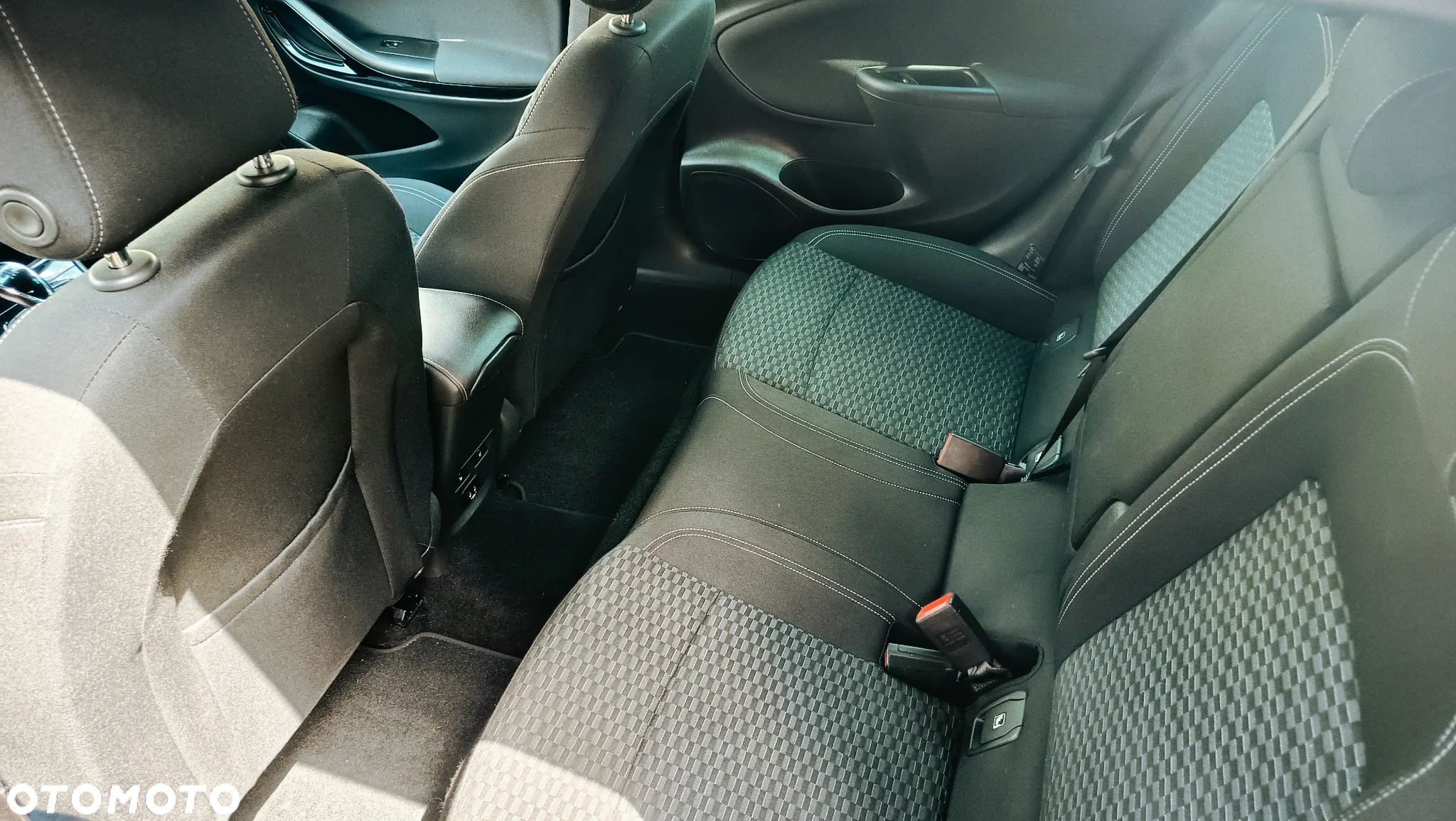 Opel Astra 1.6 CDTI DPF ecoFLEX Sports TourerStart/Stop Exklusiv - 12