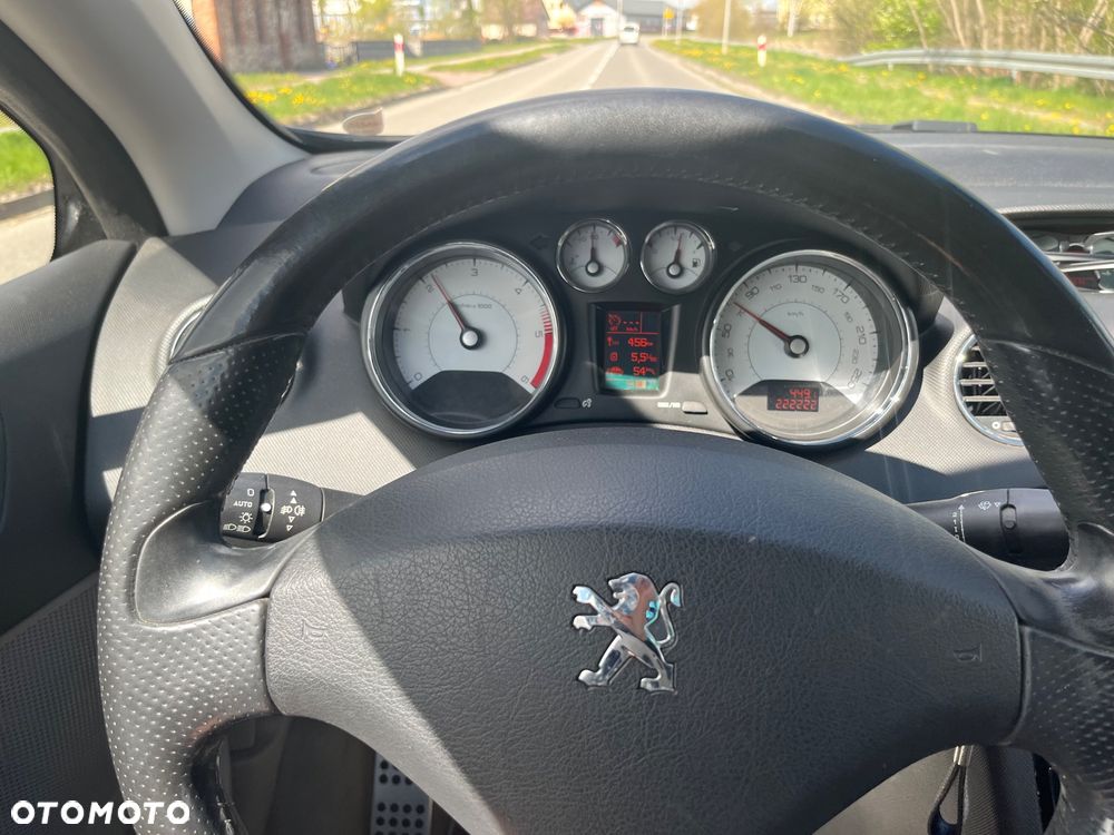 Peugeot 308 1.6 HDi Premium Plus - 3