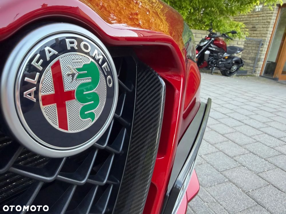 Alfa Romeo Stelvio - 5