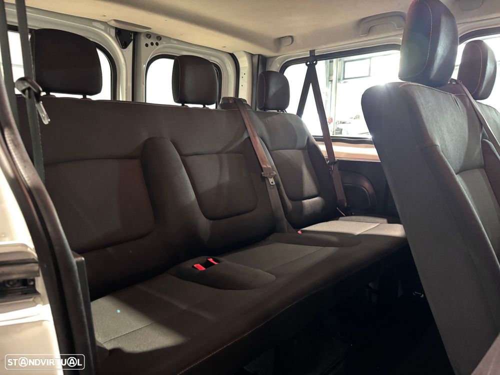 Renault Trafic 1.6 dCi L2H1 1.2T SS - 12