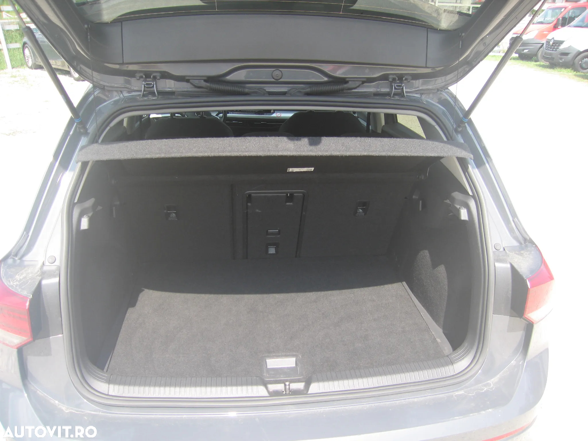 Volkswagen Golf 2.0 TDI DSG Highline - 30