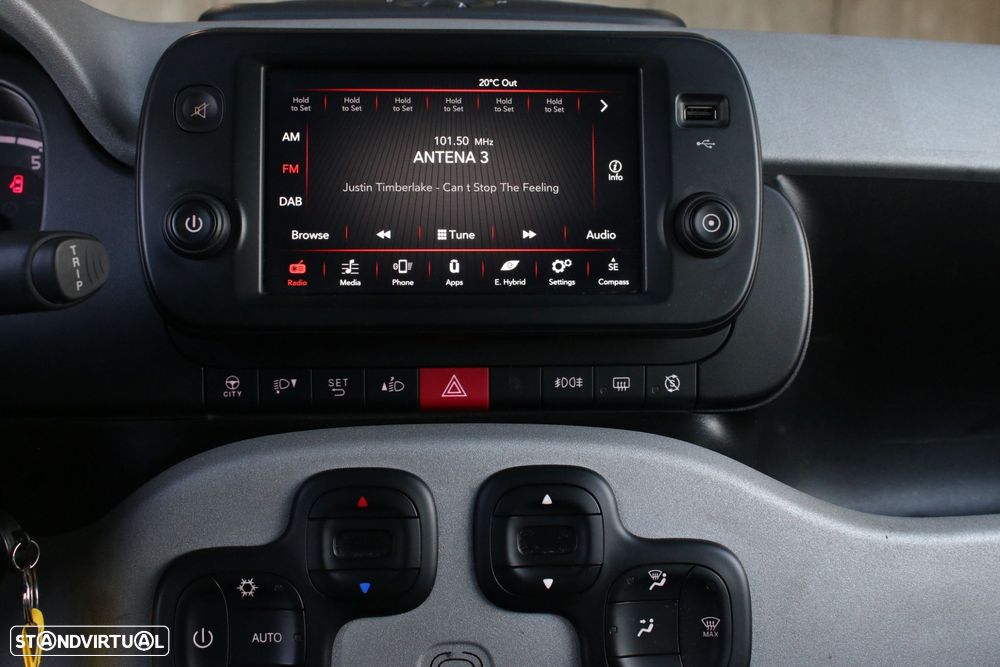 Fiat Panda 1.0 Hybrid City Cross - 23