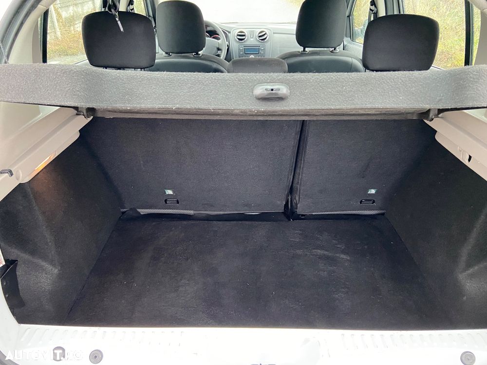 Dacia Sandero 1.2 16V 75 Ambiance - 10