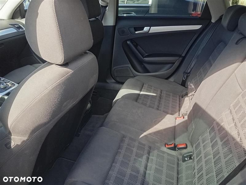Audi A4 Avant 2.0 TDI clean diesel - 6