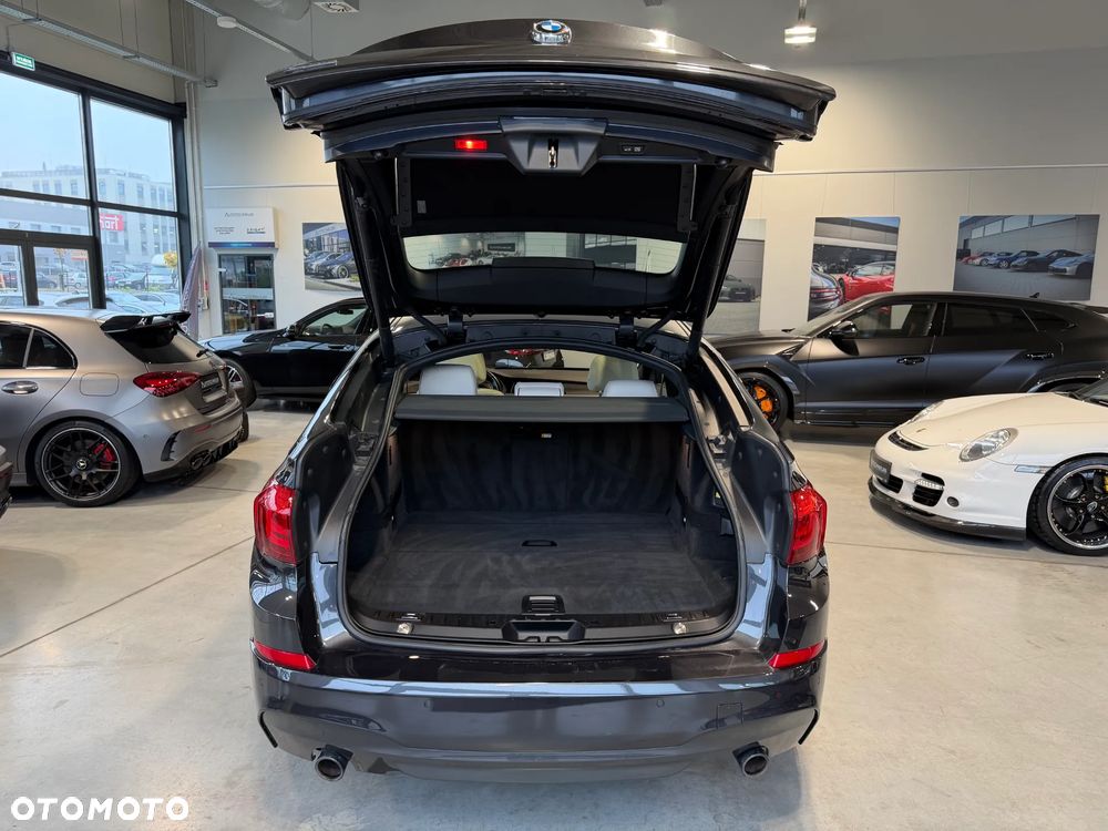 BMW Seria 5 535d xDrive Sport-Aut - 30